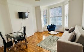 Newley Refurbished One Bedroom Flat